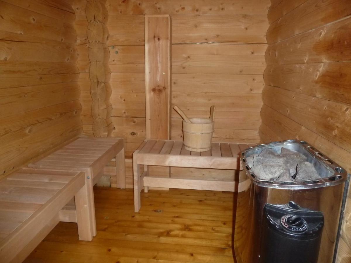 Glenshee Glenbeag Mountain Lodges מראה חיצוני תמונה